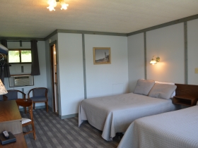 Cottage 2 - double bedroom 2